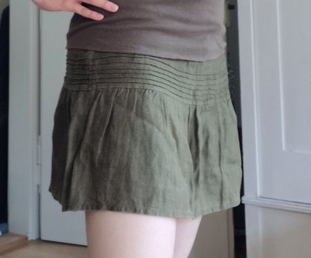 Leinenrock Gr. XS, khaki von Lia-ne