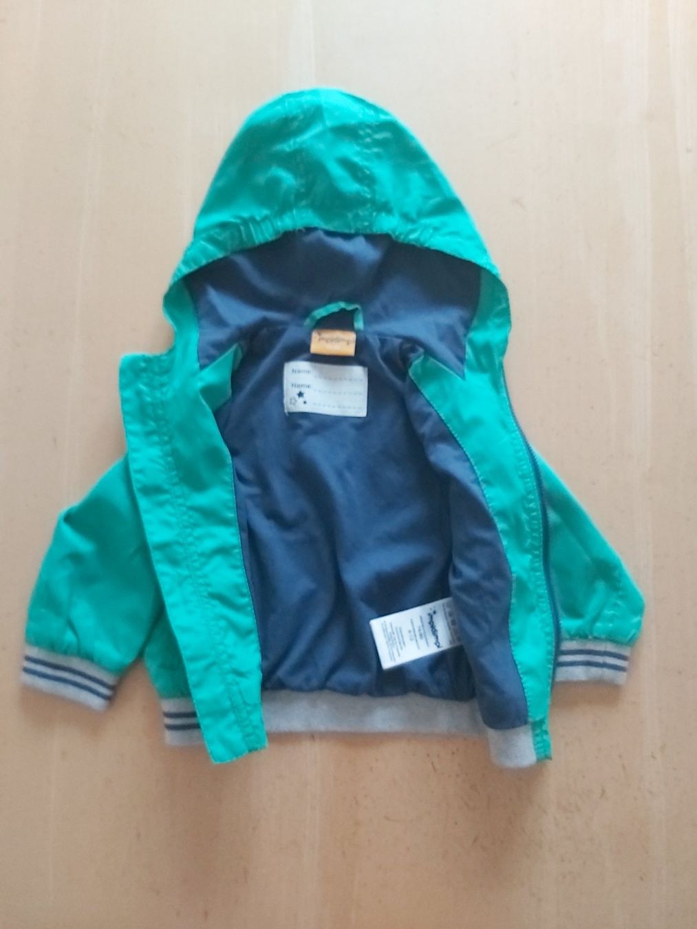 Lotti & Set di vestiti: Pullover, T-shirt,  Jacke Gr.80, 74/80 – Usato da Disentis/Mustér venduto da epa_862v 2
