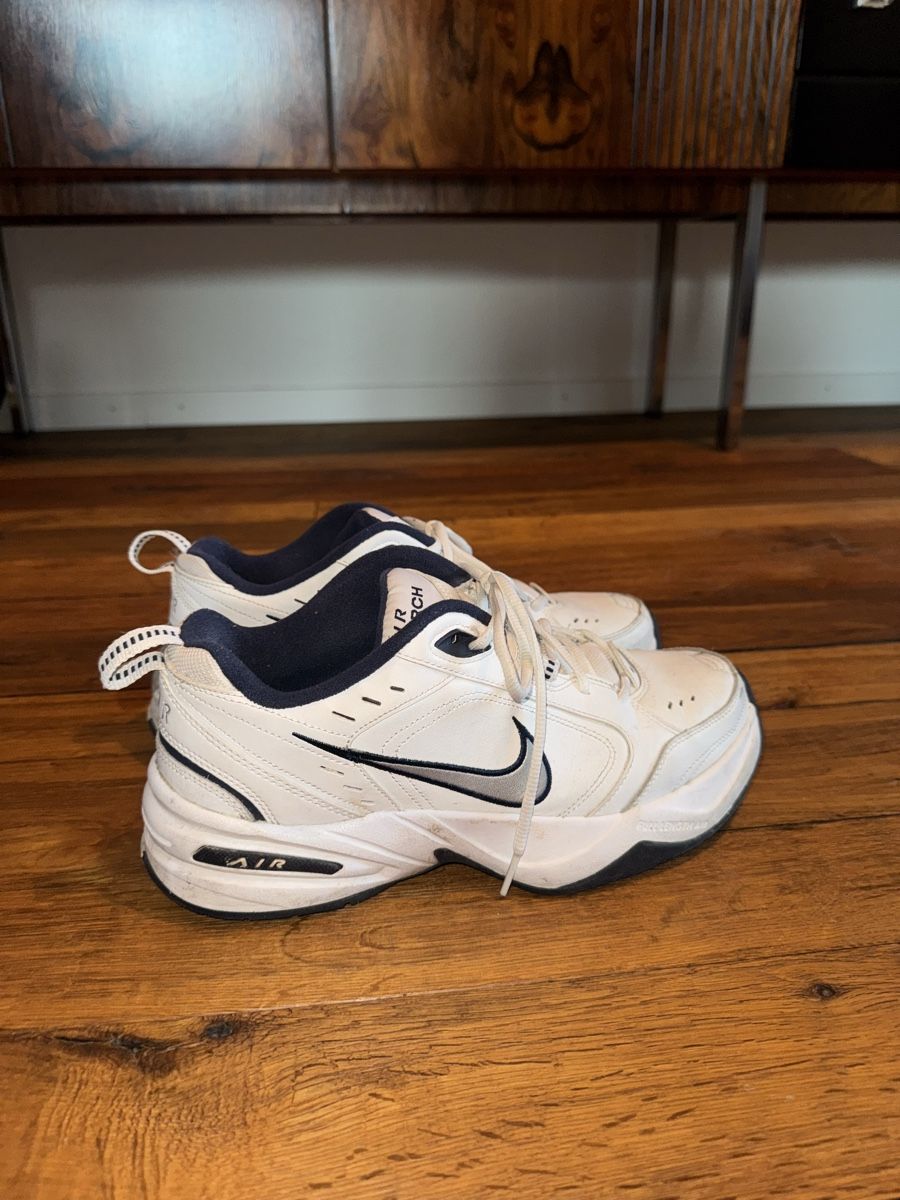 Nike Chaussures hommes: Nike Monarch weiss größe 42,5 – D'occasion à Watt par lou_m5tq 2