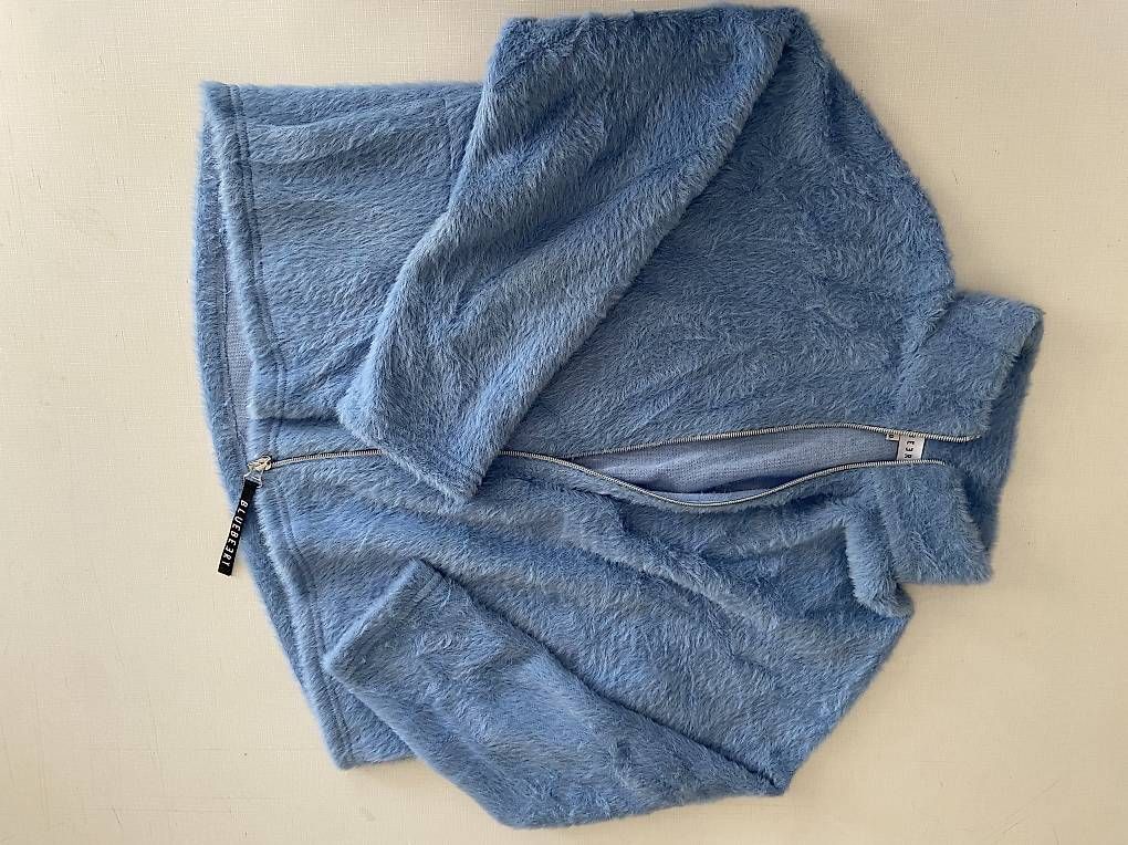 Vestes: Flauschjacke Blueberry neu – D'occasion à Zürich par ser_6jwp 1