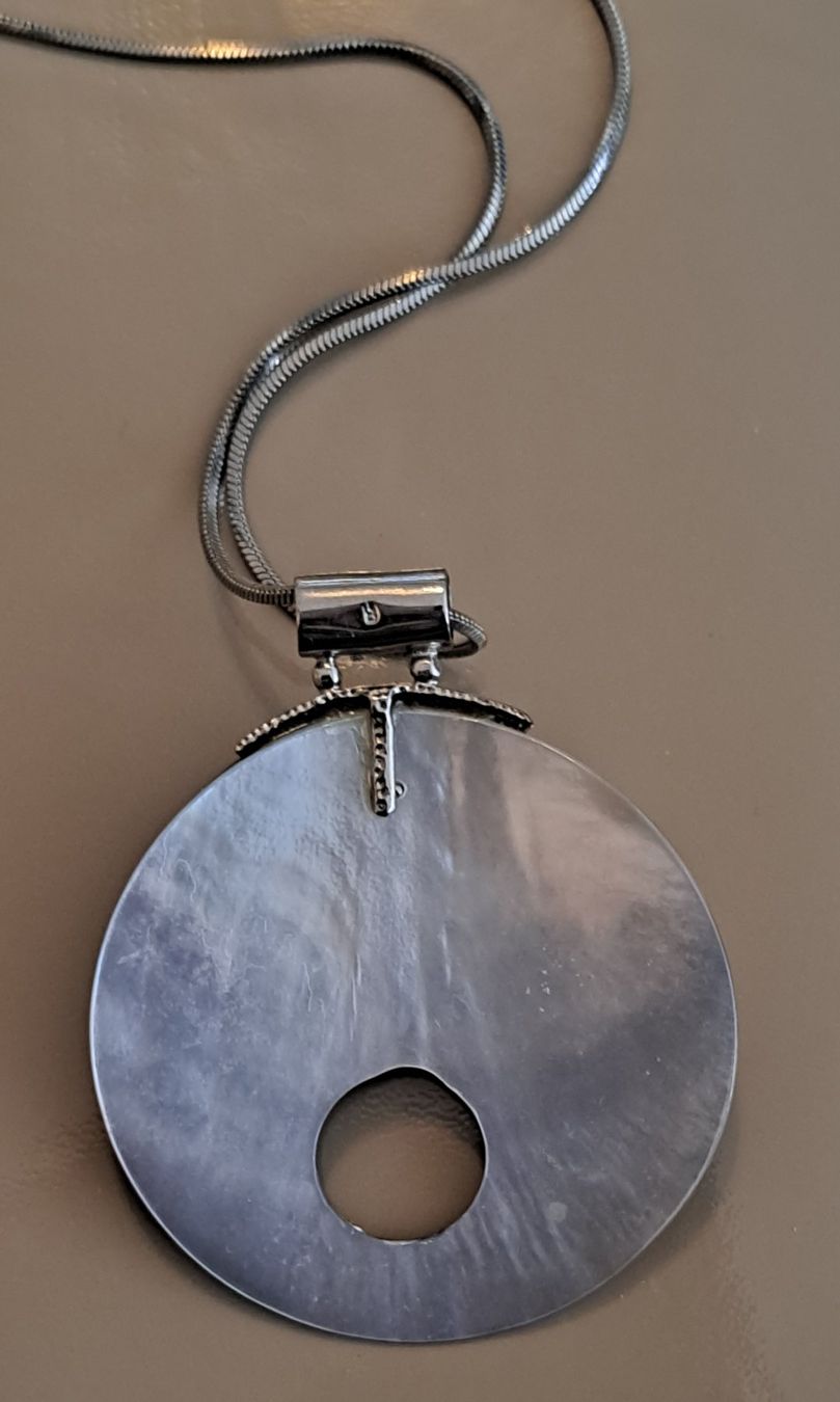 Colliers: Collier poisson nacre – D'occasion à Biel/Bienne par raf_2yqq 2