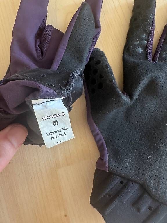 Autres accessoires hommes: Specialized Handschuhe MTB – D'occasion à Zürich par fienne 3