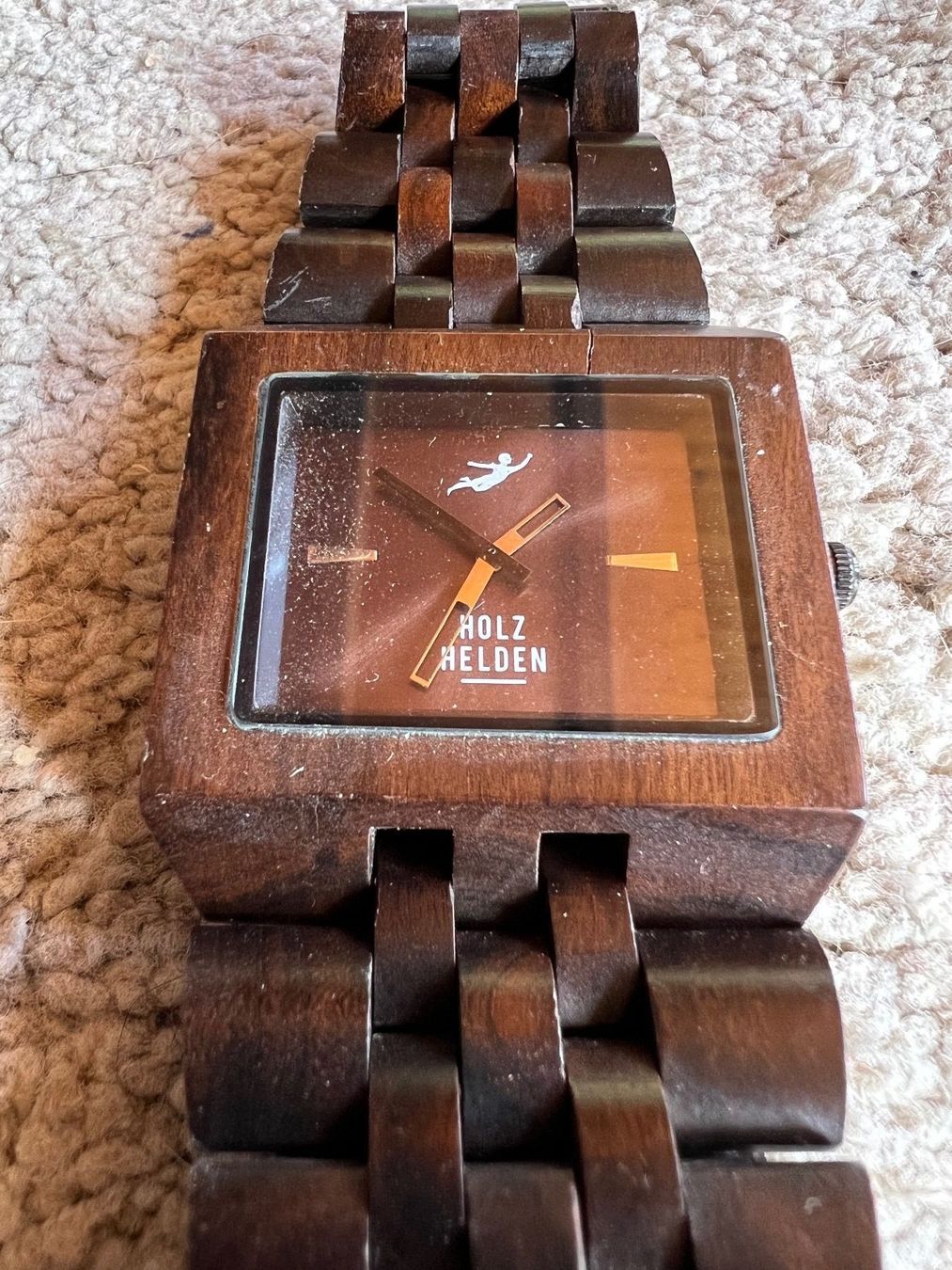 Montres: Holzuhr Holzhelden – D'occasion à Grindelwald par Himmelbett 1