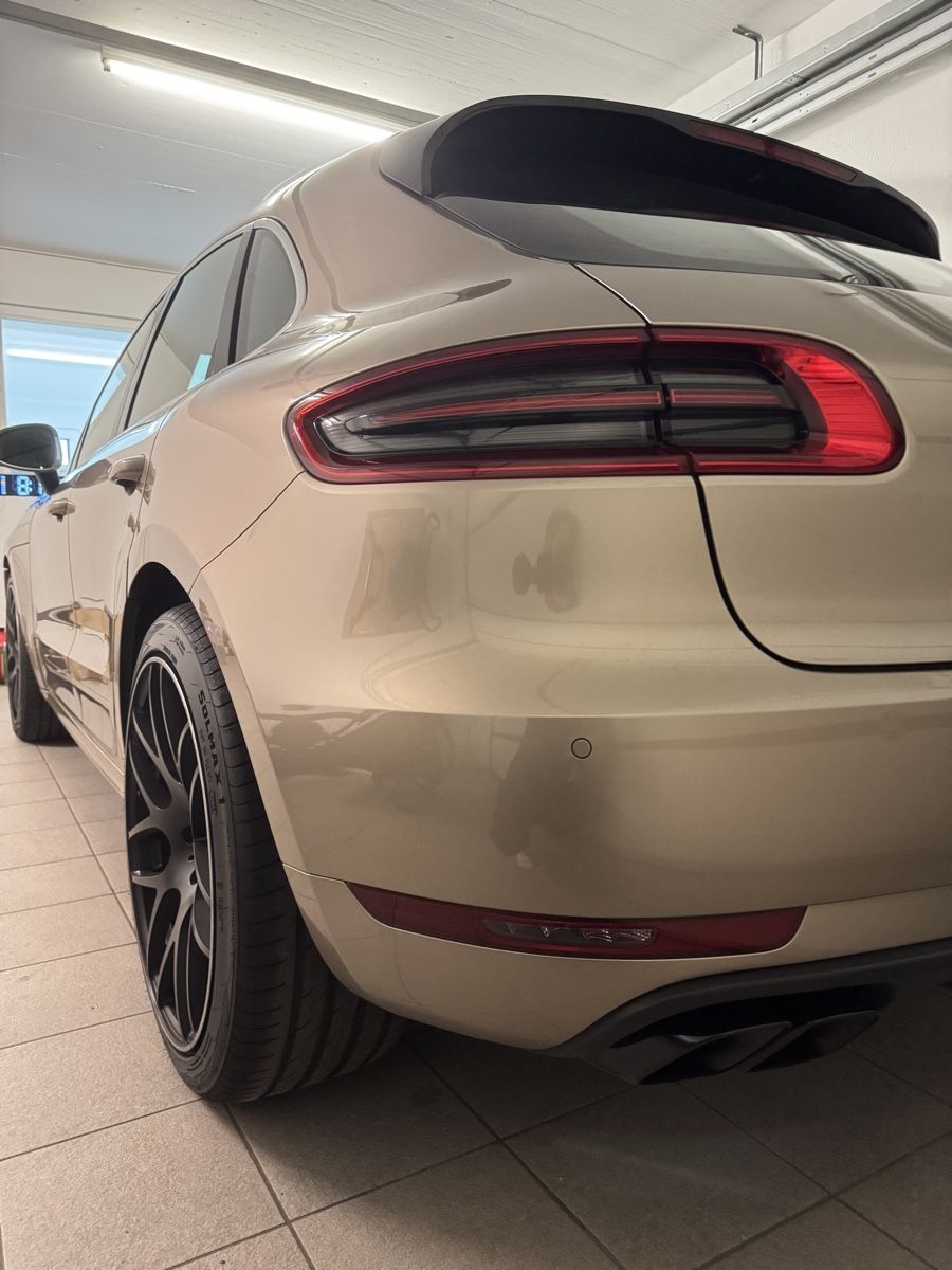 Porsche Automobili: Porsche Macan Turbo – Usato da Egolzwil venduto da Millennium88 1