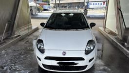 Personenwagen Fiat Punto 1.2 8V weiss guter Zustand