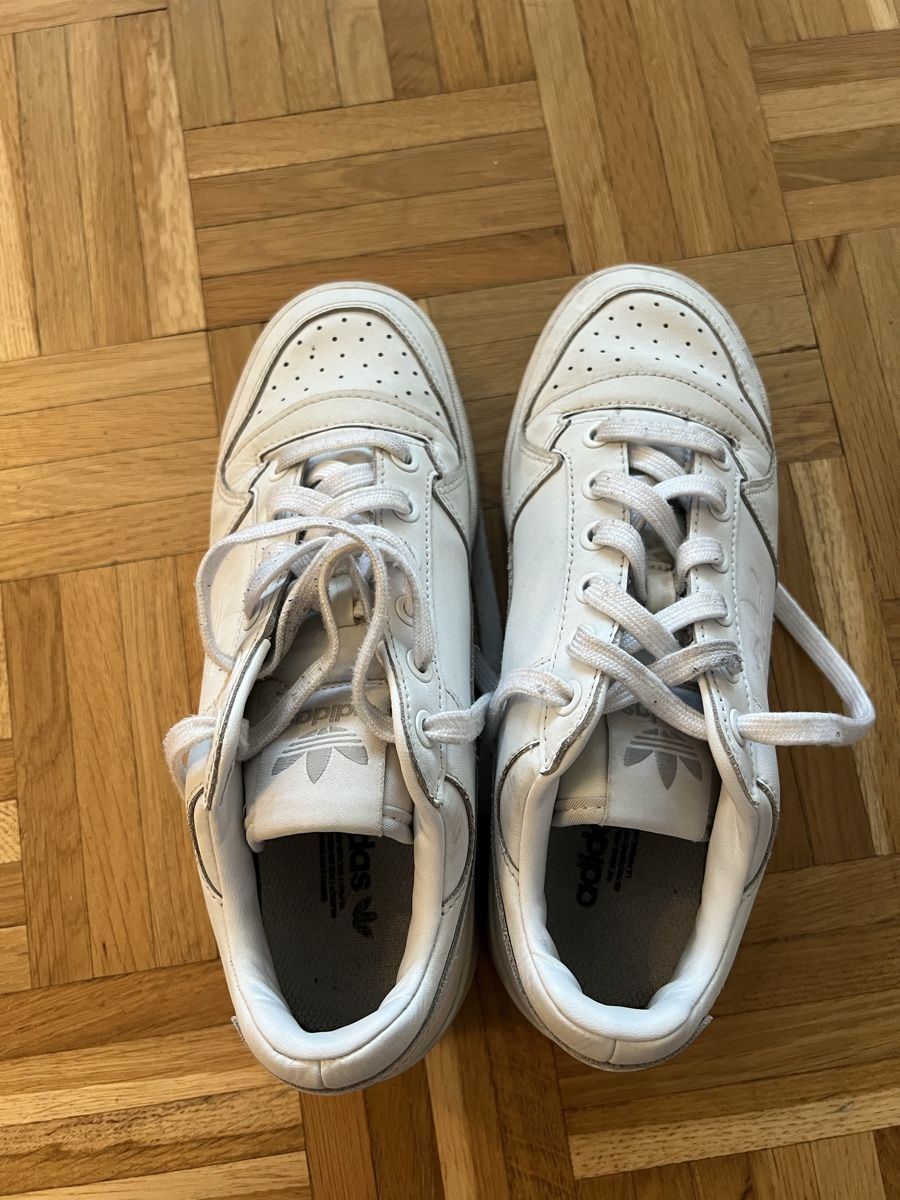 Adidas Scarpe da uomo: Adidas White Sneakers Gr. 38,5 – Usato da Dielsdorf venduto da zur_l8bs 2