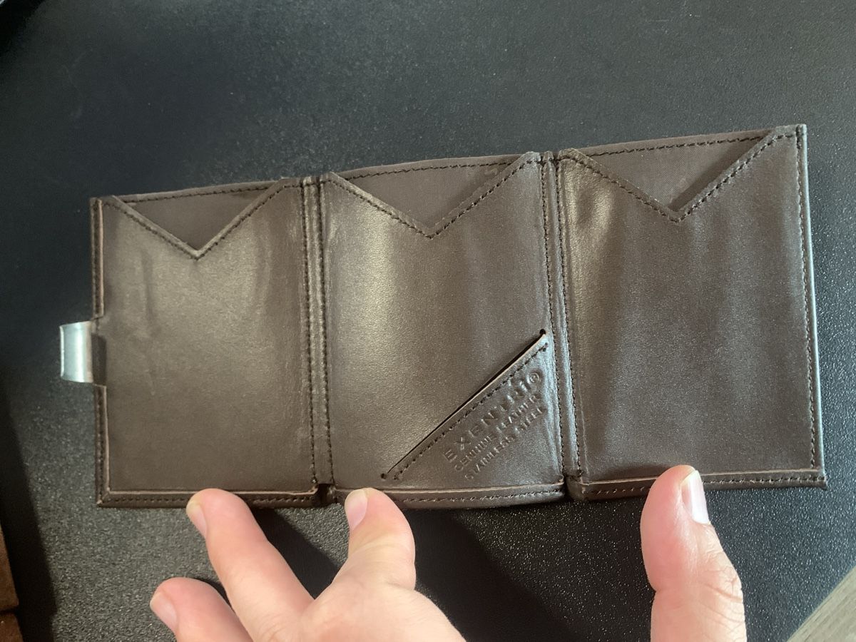 Portafogli: Exentri Brieftasche aus Leder, Braun – Nuovo (secondo la descrizione) da Uetliburg SG venduto da Heimdall0 1