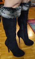 schwarze Wildlederstiefel, Nummer 38