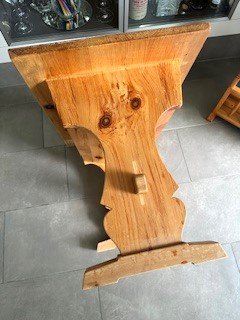 Tische: MaSSivhoLz TisChLi – Gebraucht aus Winkel von zeho 6