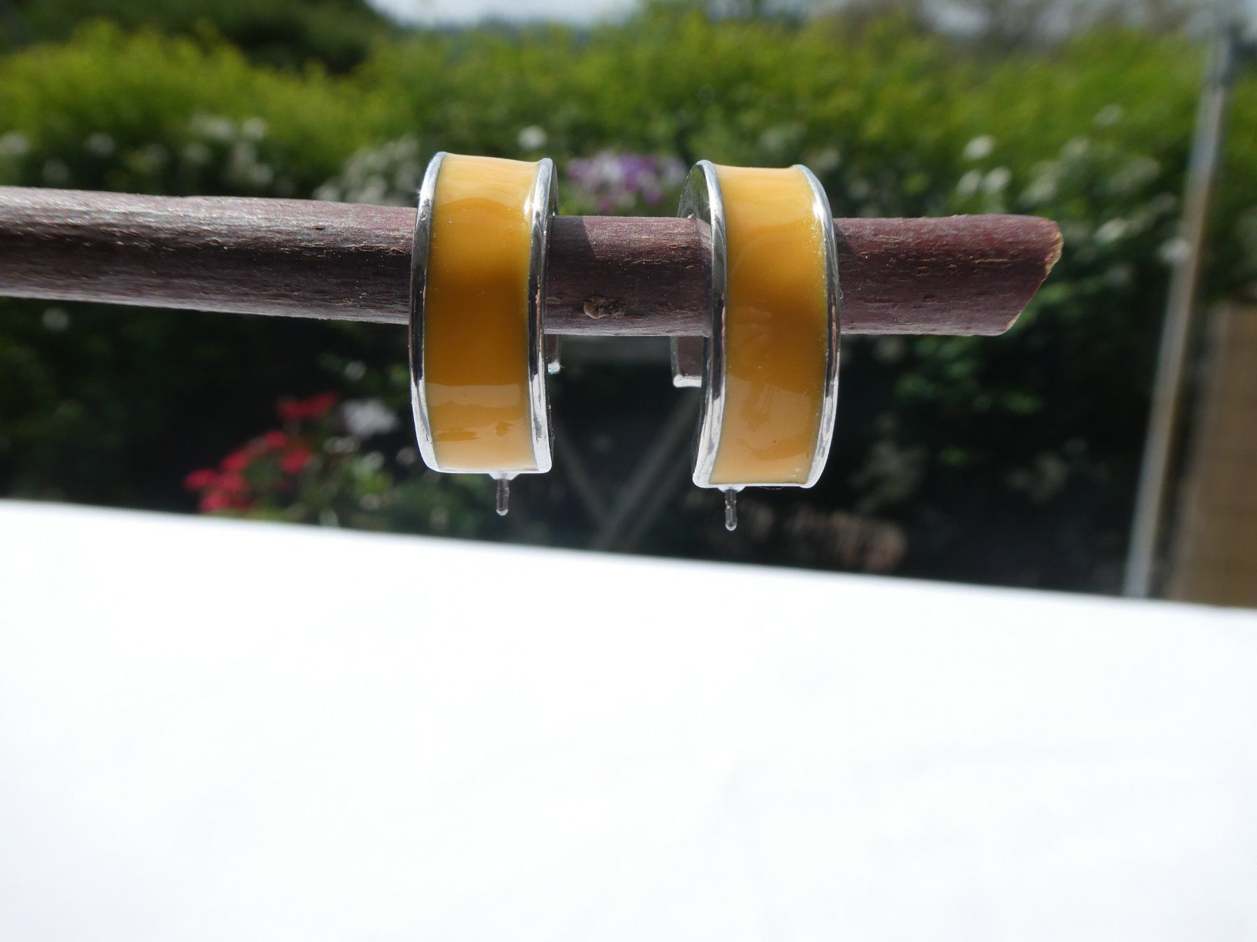 Ohrringe & -stecker: Ohrstecker, Modeschmuck – Gebraucht aus Gattikon von kaandooh 2