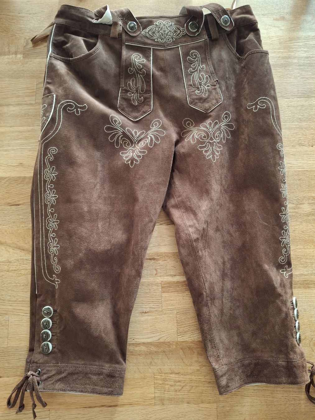 Pantaloni: Lederhosen braun Gr.50 – Nuovo (secondo la descrizione) da Zug venduto da mike.m