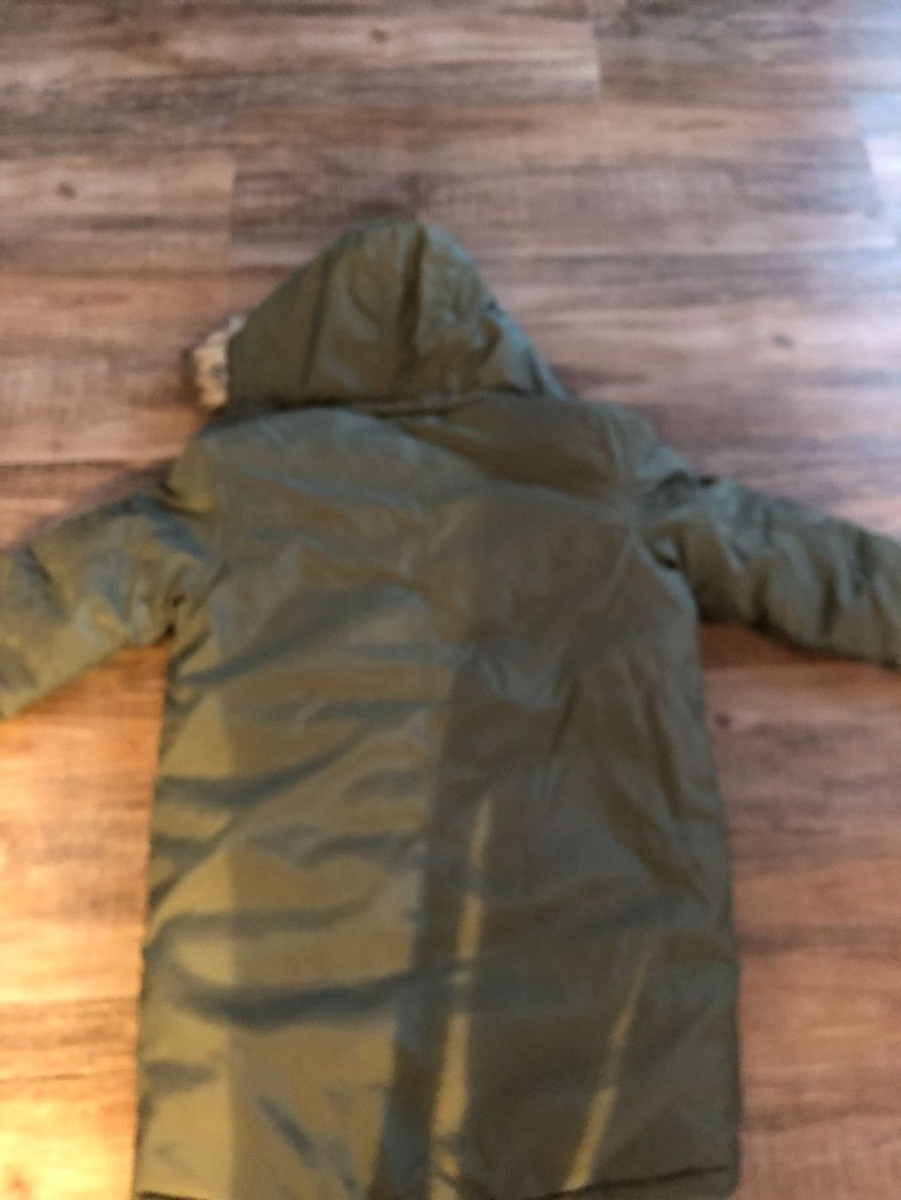 H&M Giacche & Cappotti: Wintermantel Kinder olivegrün Gr.170 – Usato da Steffisburg venduto da Aare77 3