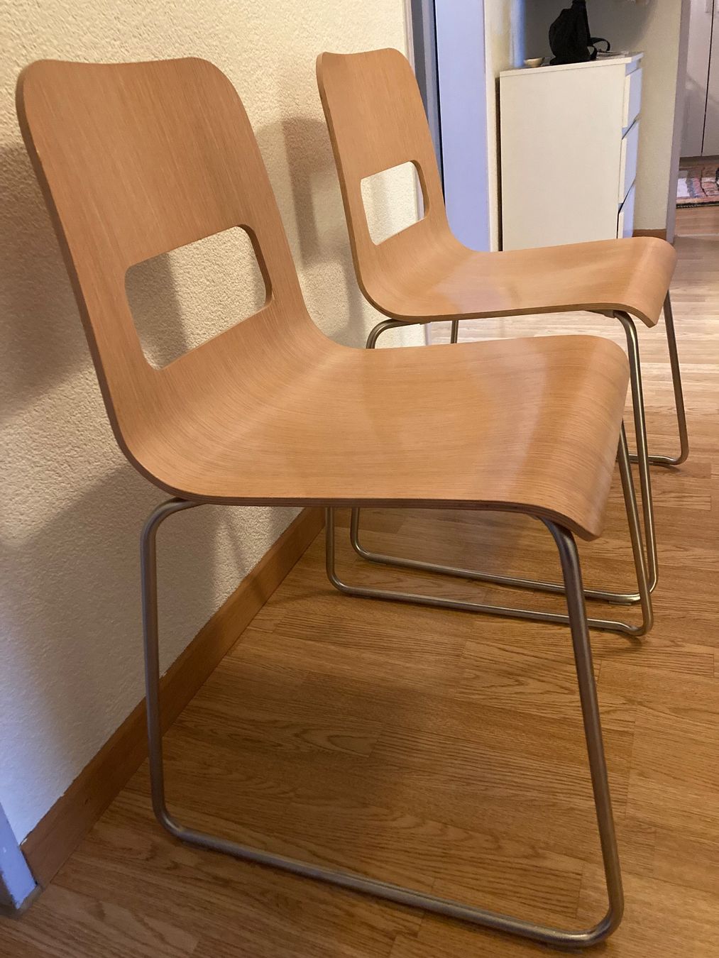Stühle: 2 Stühle – Gebraucht aus Zürich von bea_9jk2 1