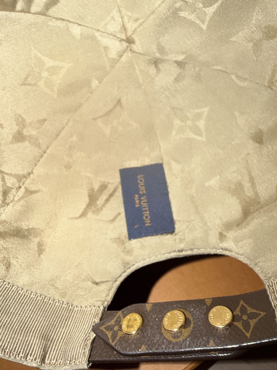 Sonstige Kleidung & Accessoires: Louis vuitton  cap L – Gebraucht aus Münchenstein von By.gabriela.v 4