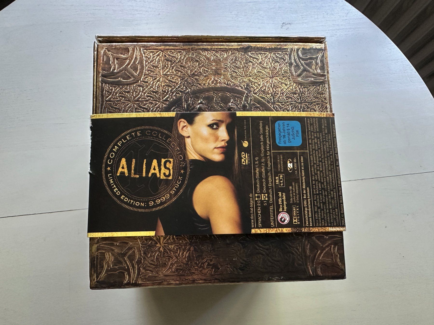 Alle DVDs: ALIAS DIE AGENTIN komplette Serie in rarer Sammlerbox – Gebraucht aus Basel von Partridge