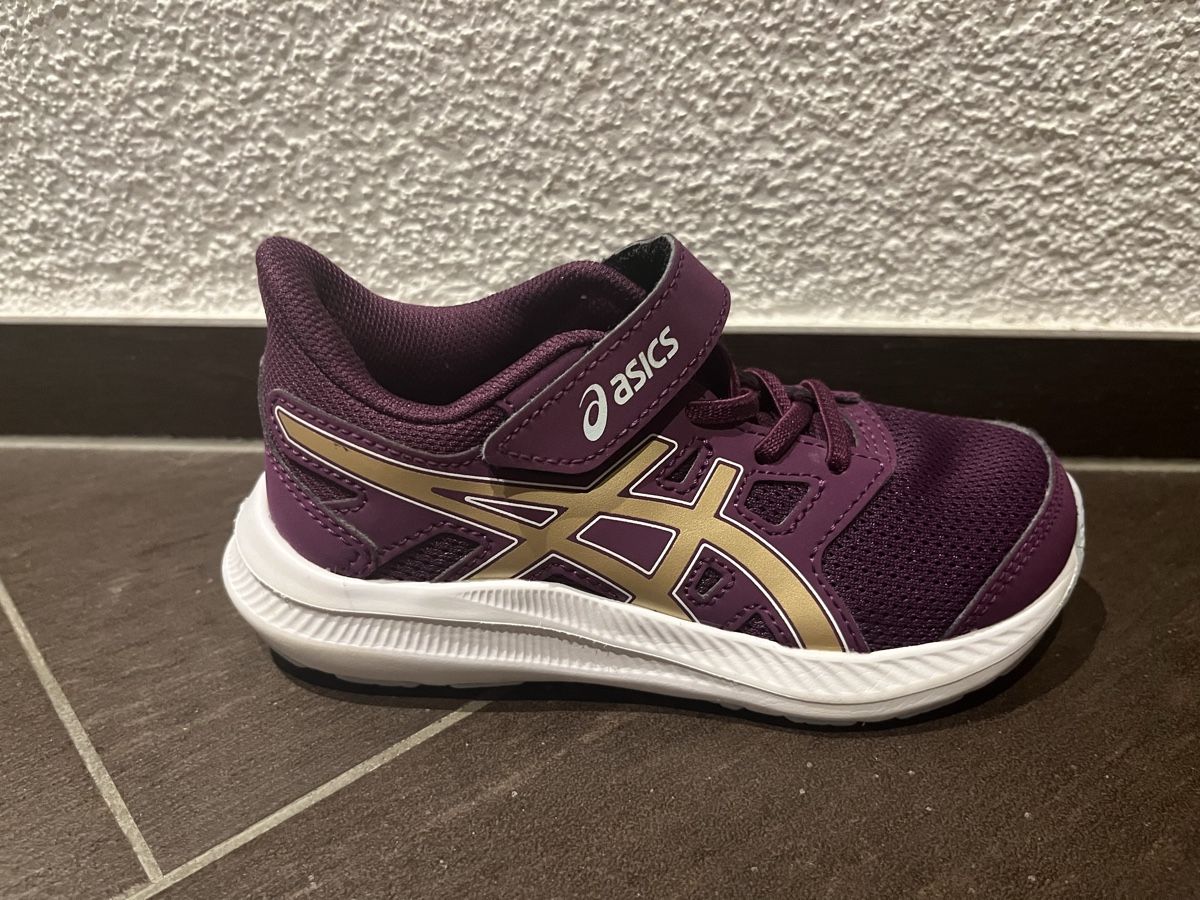 Asics Scarpe per ragazzi: ASICS Laufschuhe - Kinder Grosse 27 – Usato da Ehrendingen venduto da emm_7d8k 5