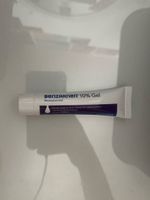 Benzaknen 10% Gel zur Aknebehandlung neu