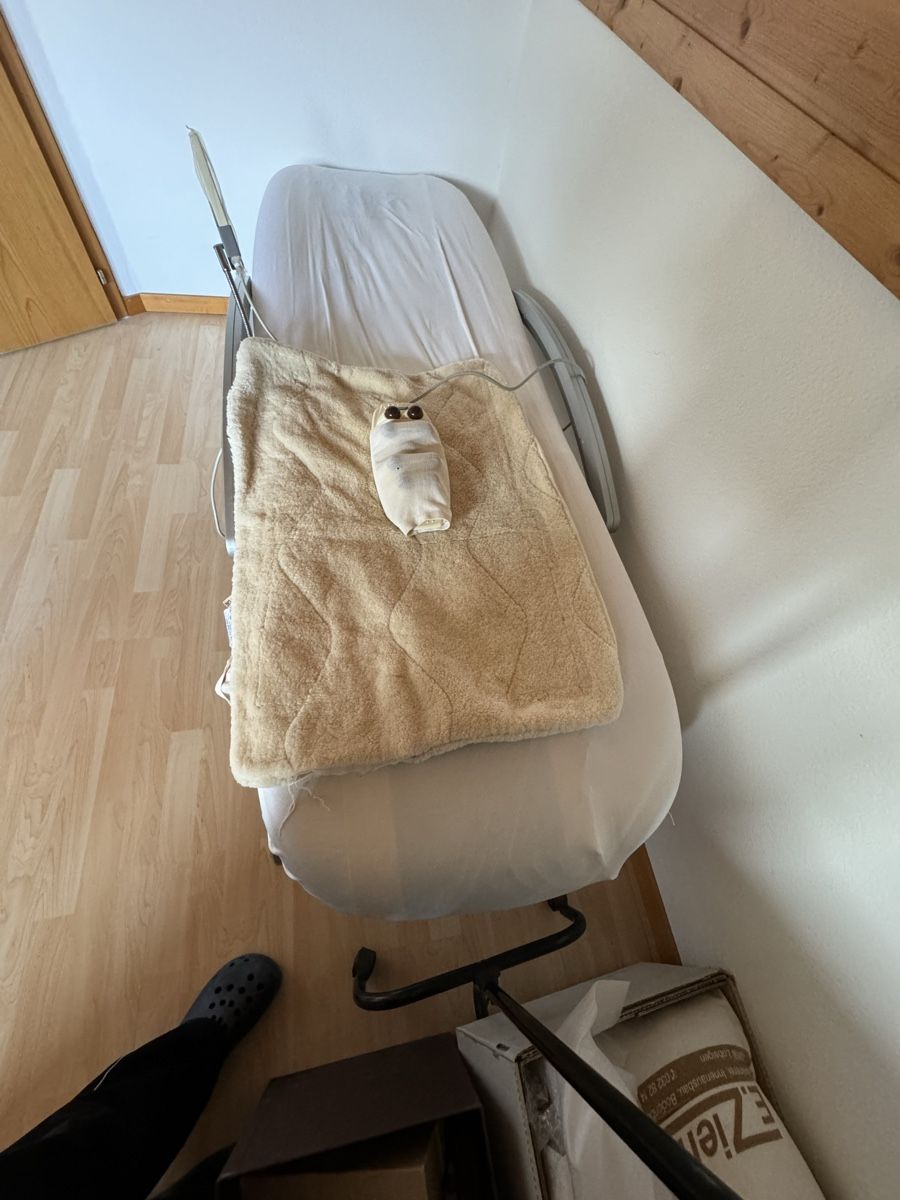 Ceragem Dispositivi per massaggi: Massagebett – Usato da Krauchthal venduto da eve_8st5 3