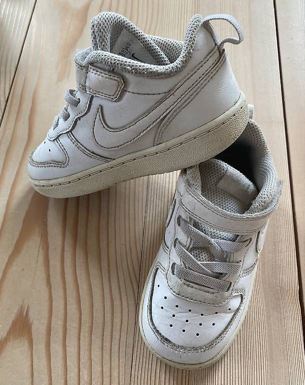Nike Scarpe per ragazzi: Nike Sneaker Gr 24 – Usato da Kesswil venduto da canvas12 1