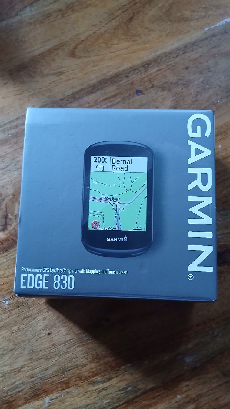 Garmin Computer & Strumenti di misurazione: Garmin Edge 830 – Nuovo (secondo la descrizione) da Schwanden GL venduto da el_principal
