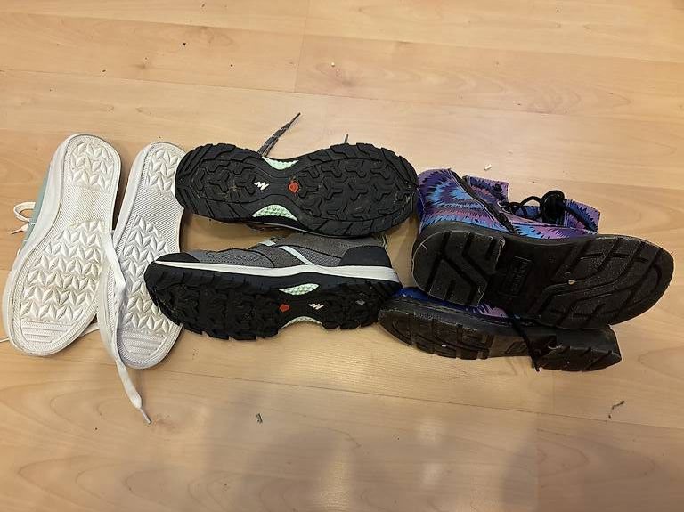 Scarpe per ragazze: 3 fast neue Schuhe Gr 38/39 – Usato da Winterthur venduto da bungy192 2