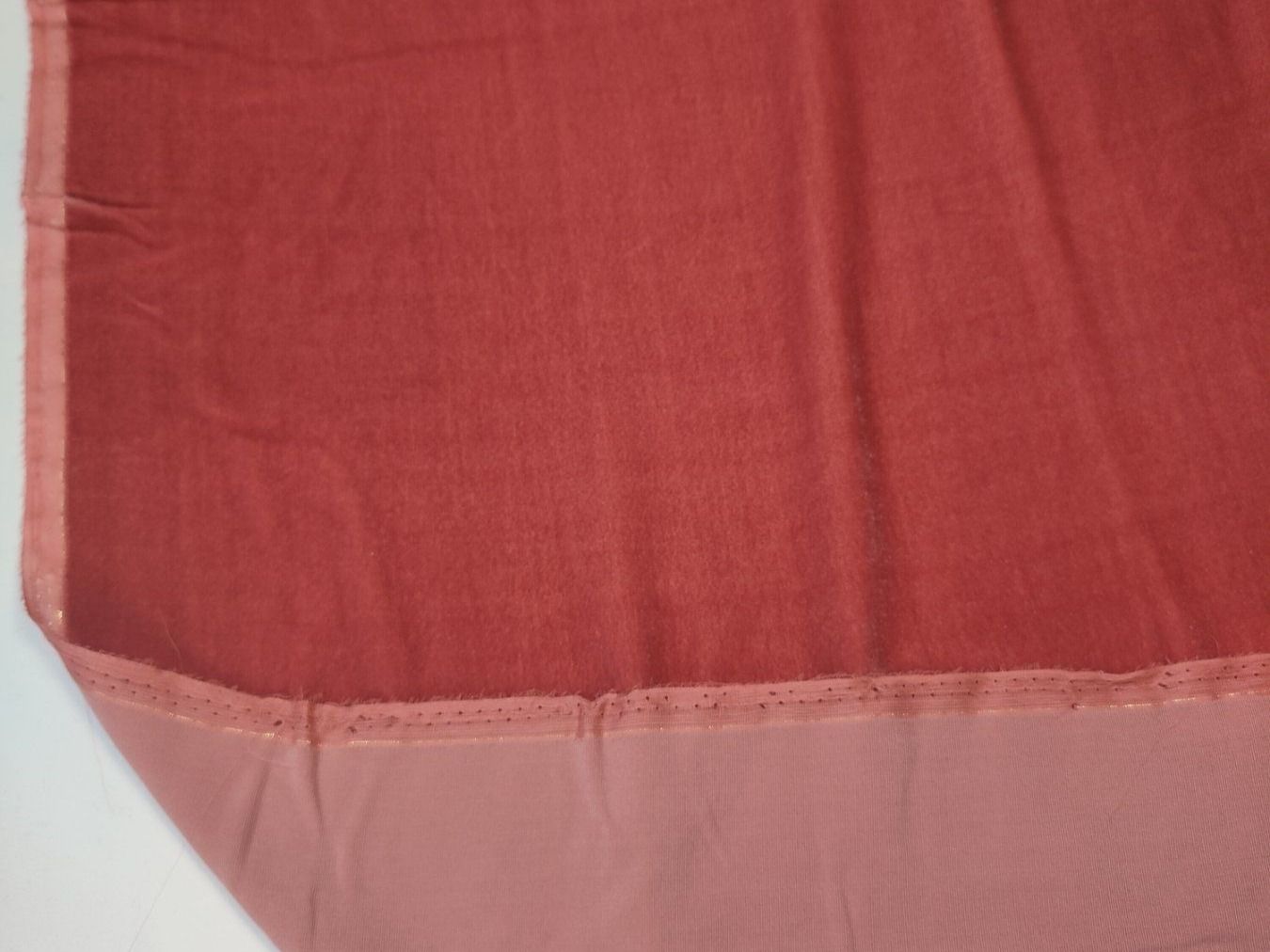 Stoffe: Velours Viskose & 20% Seide 1.65x1.30m rosa – Neu (gemäss Beschreibung) aus Lufingen von Voyager7 5