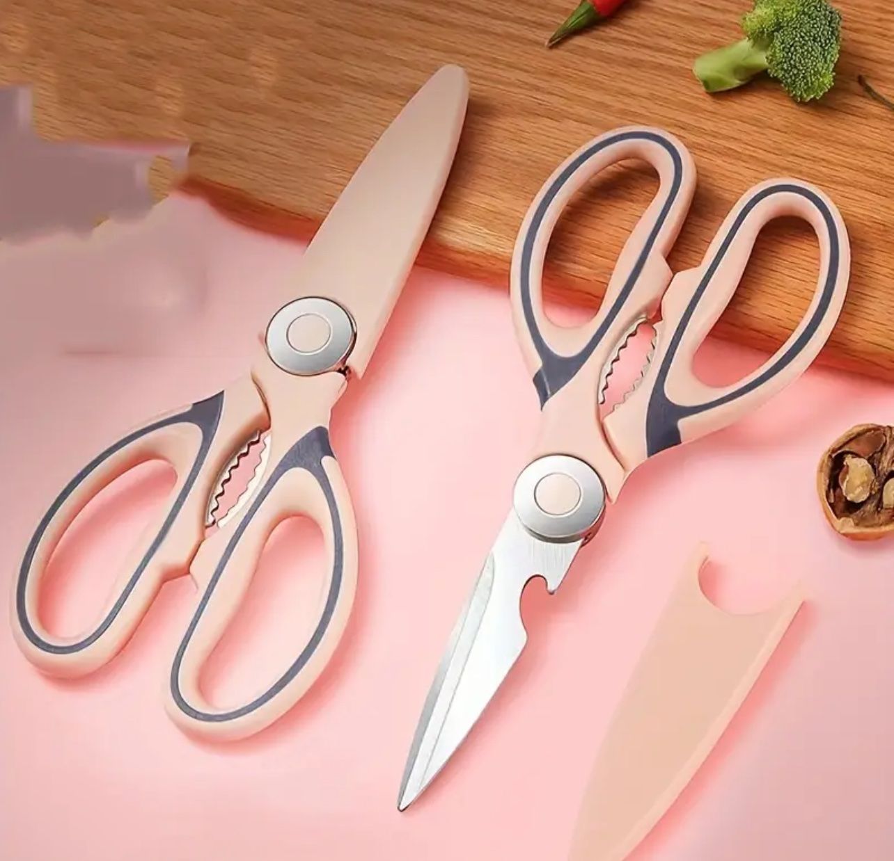 Elettrodomestici da cucina: Multifunktions-Küchenschere mit Nussknacker Flaschenöffner – Nuovo e nell'imballaggio originale da Suhr venduto da SchnapperCH