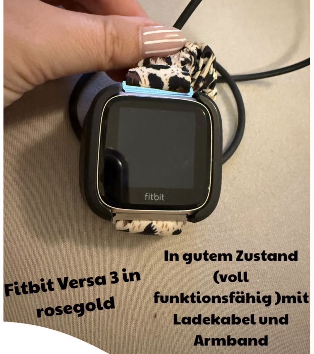 Fitbit Smartwatch: Fitbit Versa rosegold – Gebraucht aus Sissach von fre_5c77