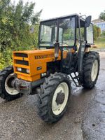 Traktor  Renault 551– 4 S  Allrad