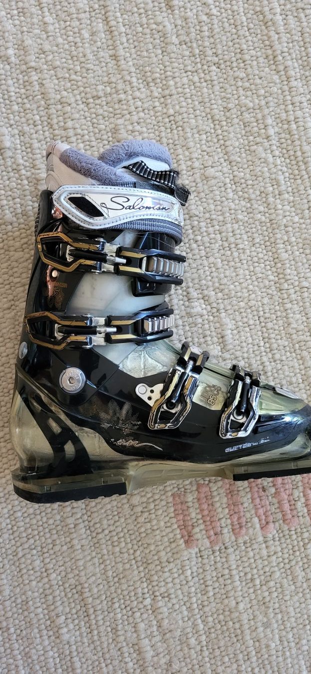 Salomon Scarpe da donna: Damenskischuhe Salomon – Usato da Luzern venduto da Olaf010 1
