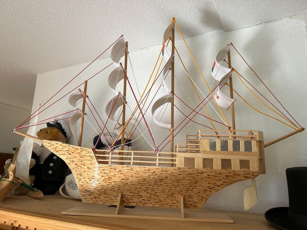 Kit di modellismo & Modellini statici: Handgemachtes Holzschiff-Modell UNIKAT – Usato da Gretzenbach venduto da dzollero