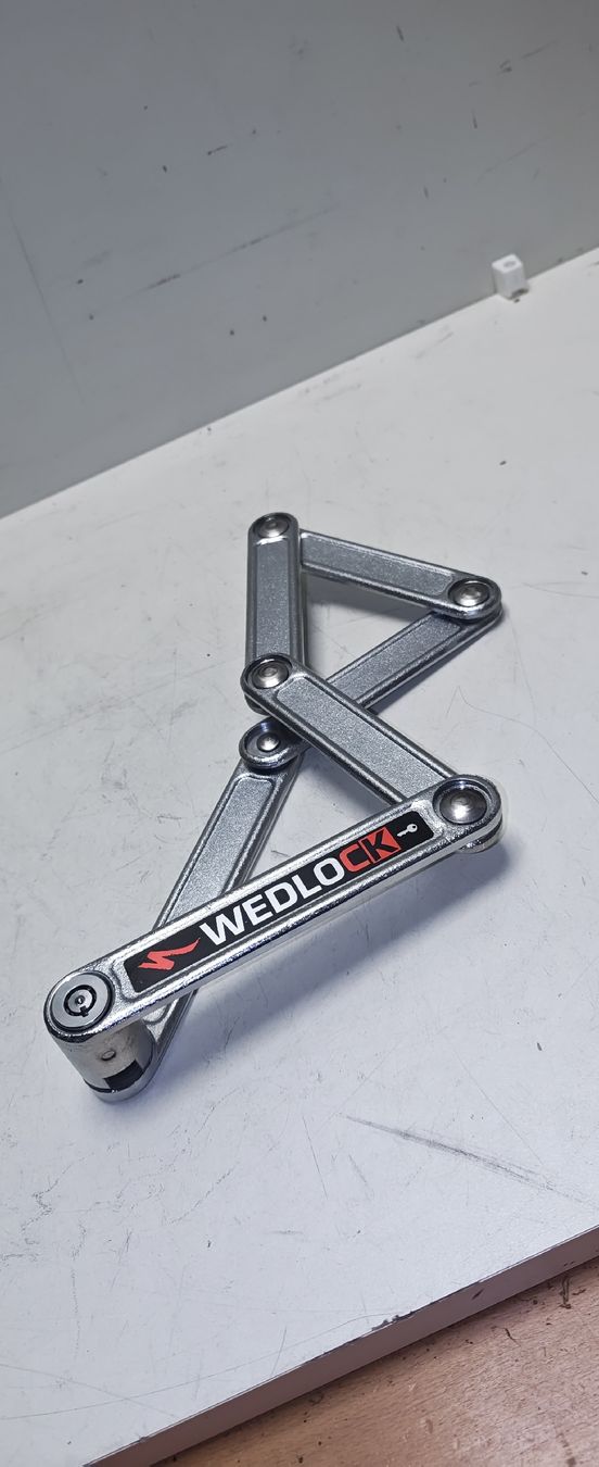 Specialized Alle Werkzeuge: Fahrrad-Multitool der Marke Specialized. (nov866) – Gebraucht aus Künten von Schnaepplihuus 6