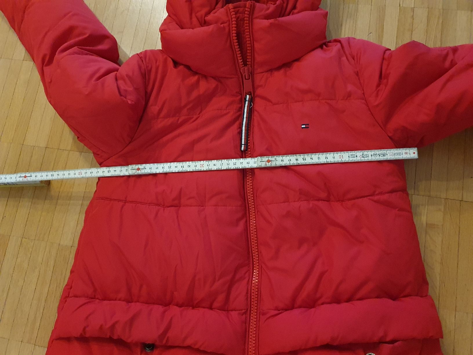 Tommy Hilfiger Giacche: Tommy Hilfiger Daunenjacke rot Grösse S – Usato da Laufenburg venduto da megane1959 2