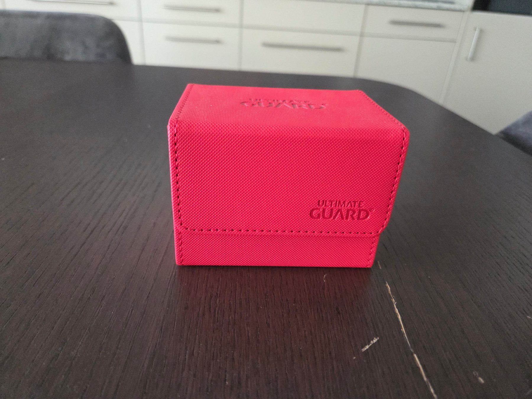 Carte collezionabili: Ultimate Guard Kartenbox XenoSkin Sidewinder Monocolor Rot – Usato da Kloten venduto da RedeyeCH