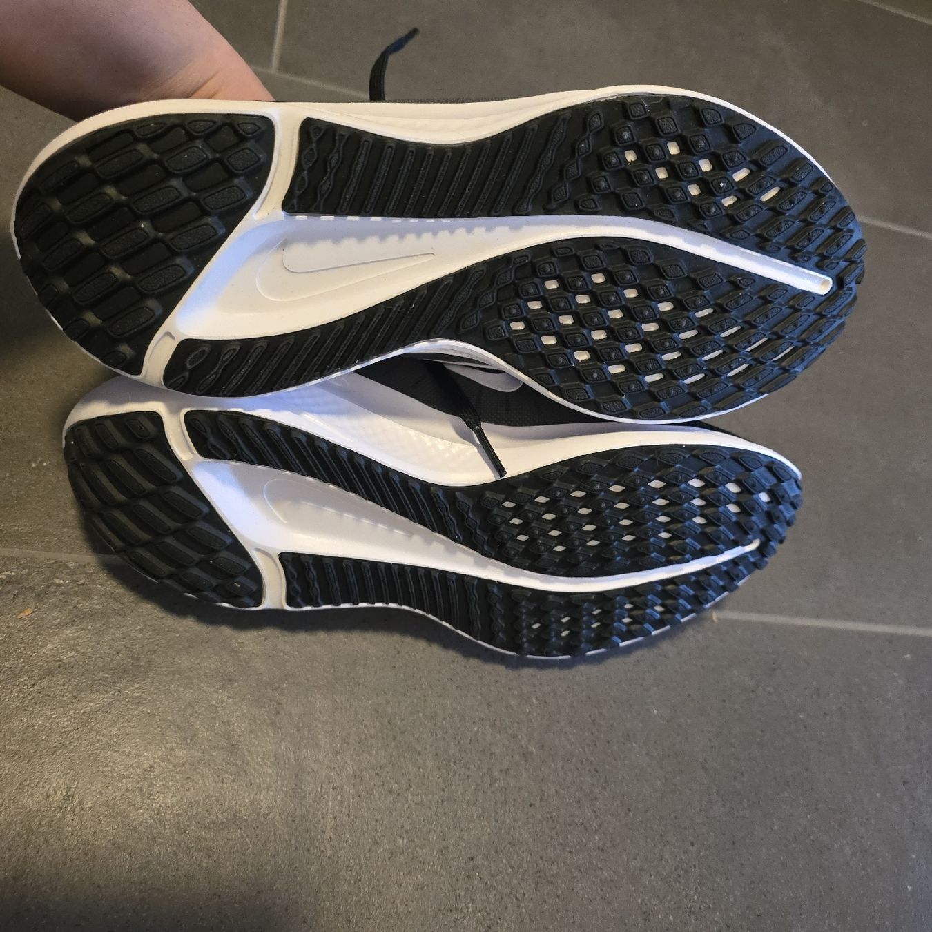 Nike Scarpe da uomo: Nike running  – Nuovo e nell'imballaggio originale da Zürich venduto da lar_d9pc 1