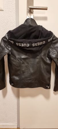 Guess Lederjacke mit Kapuze, Schwarz, Grösse 5-7 Jahre