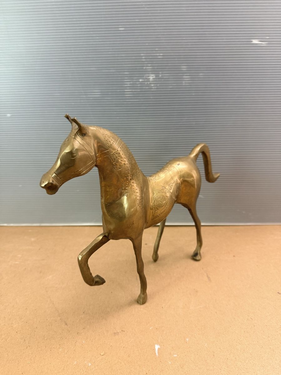 Sculture & Statue: Vintage-Pferdskulptur – Usato da Solothurn venduto da NUVICO 3