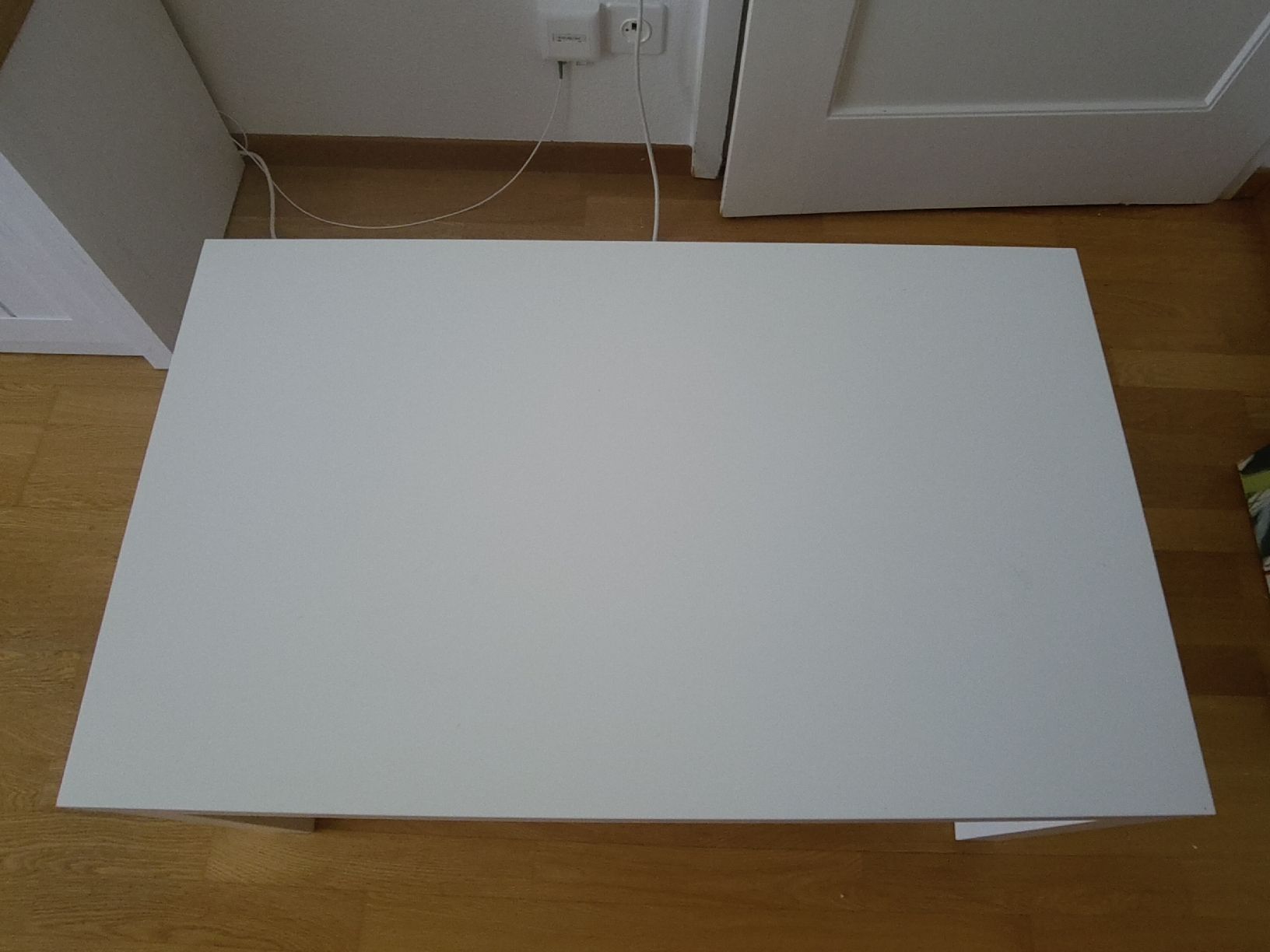 Tables: Weißer Couchtisch mit Ablage – D'occasion à Zürich par ana_h5cq 4