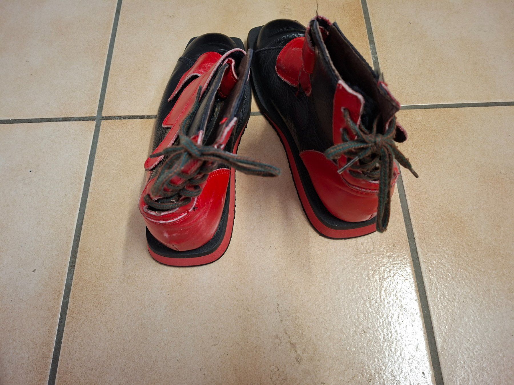 Herrenschuhe: SchiessschuheTruttmann, gebraucht Grösse ca. 41-42 – Gebraucht aus Weisslingen von dx145 2