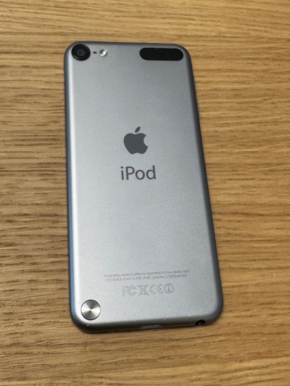 Apple Lettore multimediale portatile: iPod Touch 5th gen – Usato da Zollikofen venduto da lagavulin03 1