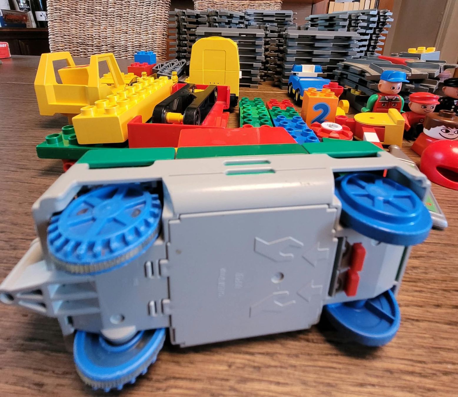Lego Jouets: Riesiges LEGO DUPLO Eisenbahn Set – D'occasion à Sonceboz-Sombeval par ter_9rc5 7