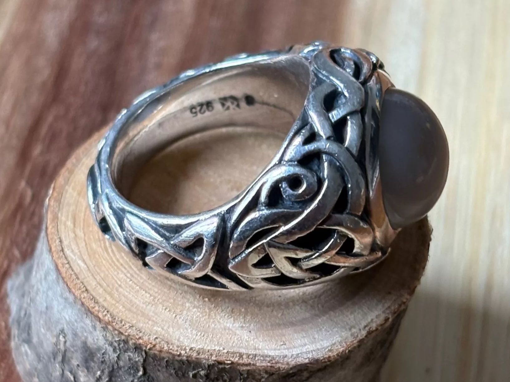 Anelli: Ring mit Mondstein, Silber 925, massiv – Usato da Brugg AG venduto da lau_9rvy 3