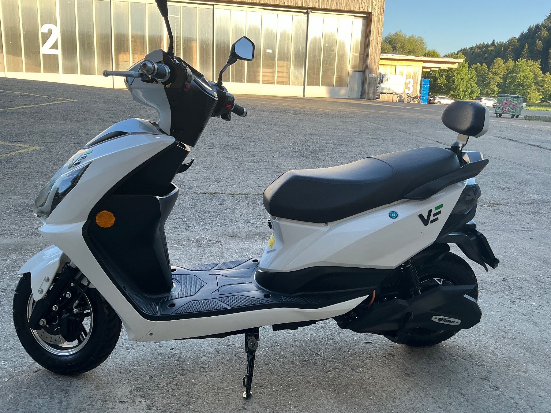 Veicoli elettrici: Vengo Leo E Roller gelbe nummer 45km/h – Usato da strengelbach venduto da Zoks 5