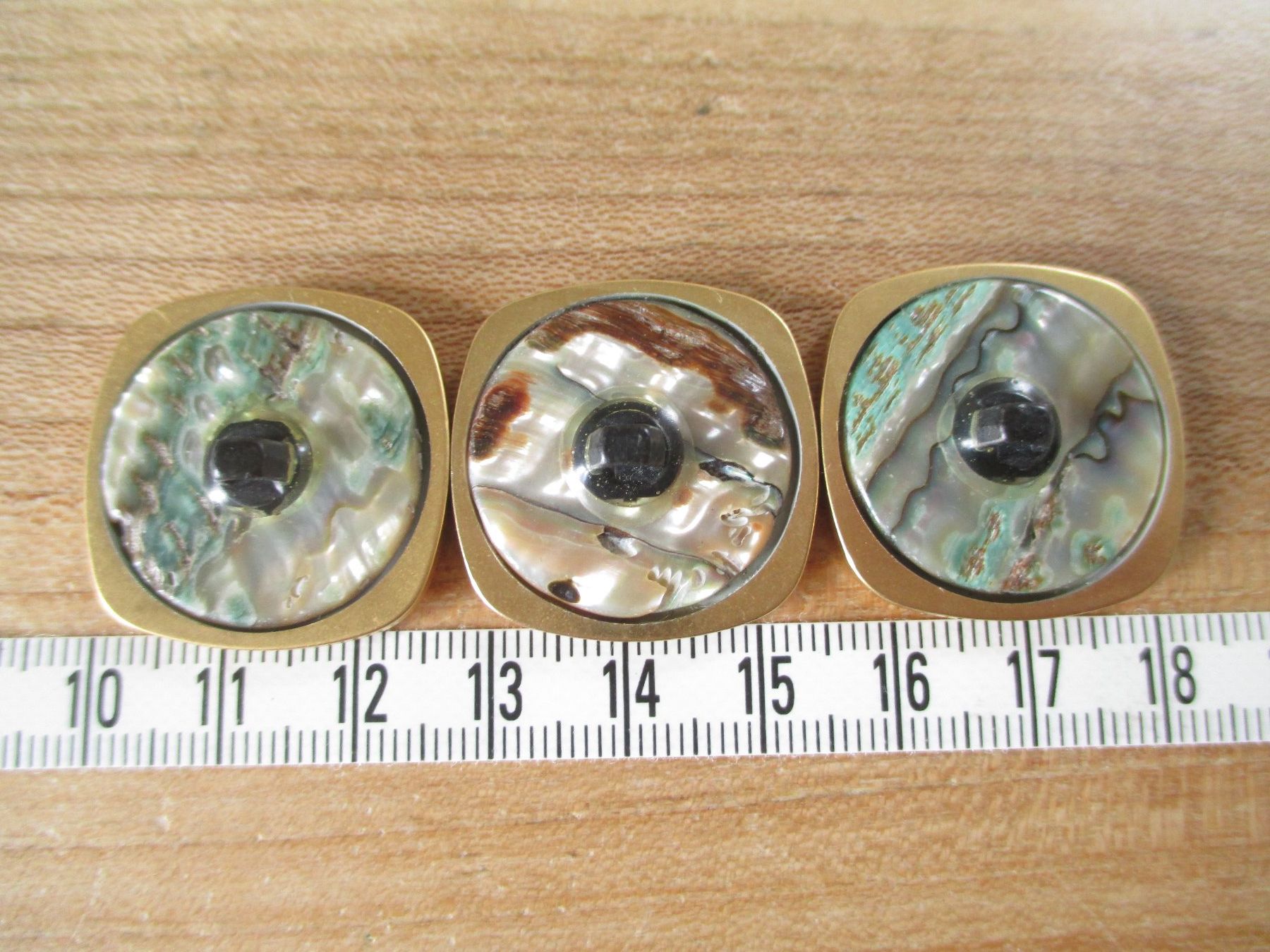Knöpfe: 3 grosse Zierknöpfe Knöpfe Abalone – Neu (gemäss Beschreibung) aus Rorschacherberg von cavengia 9