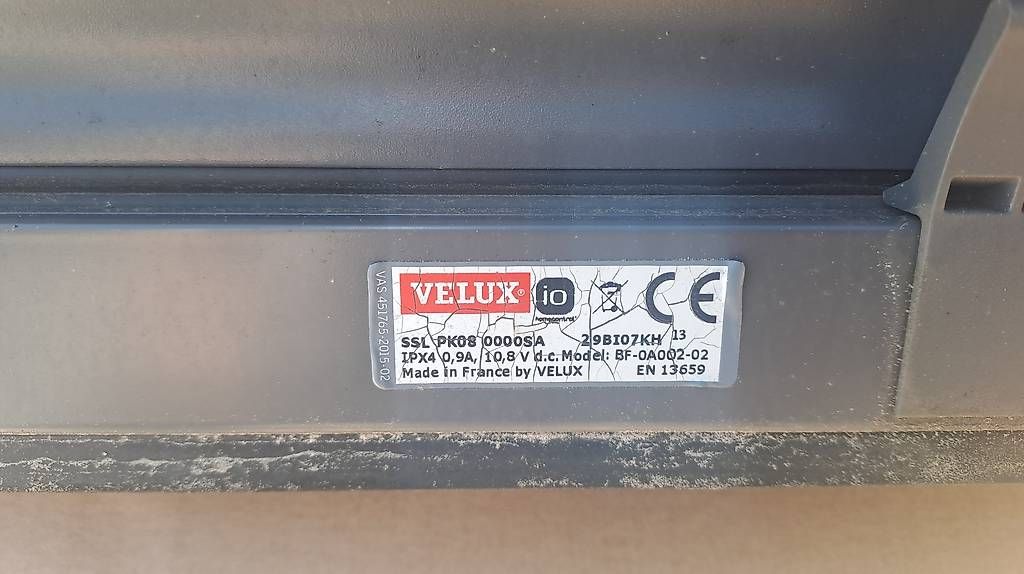 Markisen: Velux Aussenrollladen Store SSL – Gebraucht aus Spiez von Zurbii 4