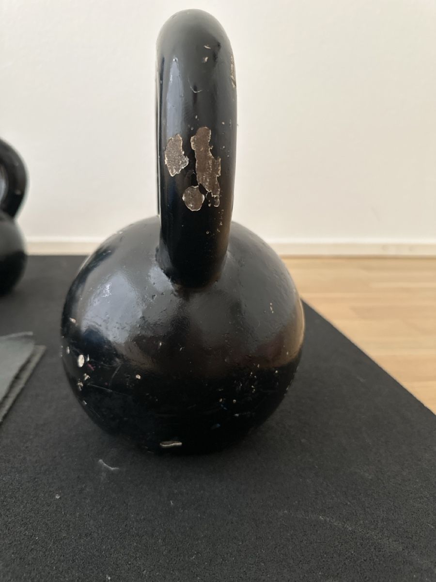 Wasserkocher: Kettlebell 24 kg schwarz – Gebraucht aus Allschwil von MB4123 2