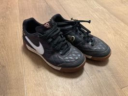 Nike 10Q Sneakers Turnschuhe Unisex Gr 32