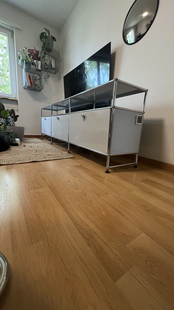 USM TV Möbel: USM Haller Sideboard/ TV Möbel – Gebraucht aus Zürich von 8047 1