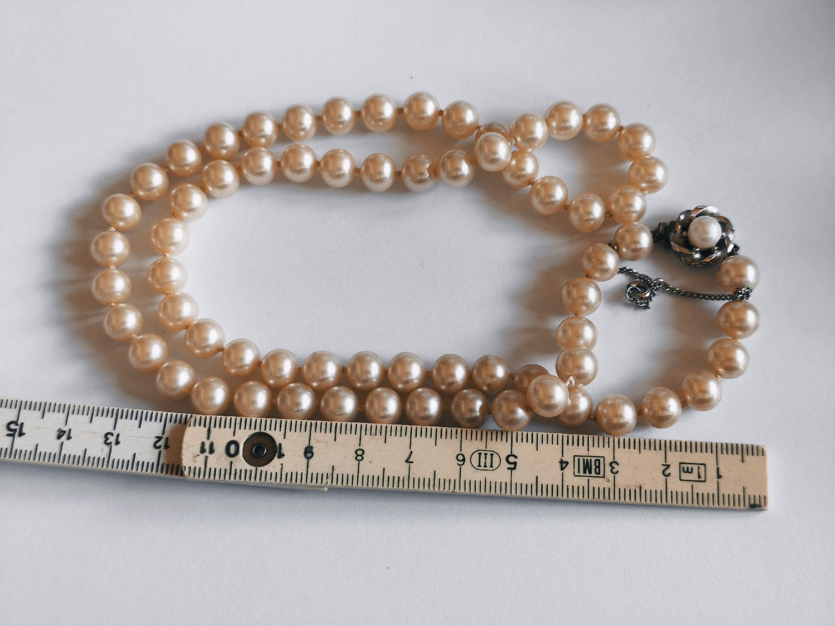 Catenine: Faux Perlenkette hellrosa mit Schmuckverschluss 60 cm lang – Usato da St. Gallen venduto da GIULESGG 6