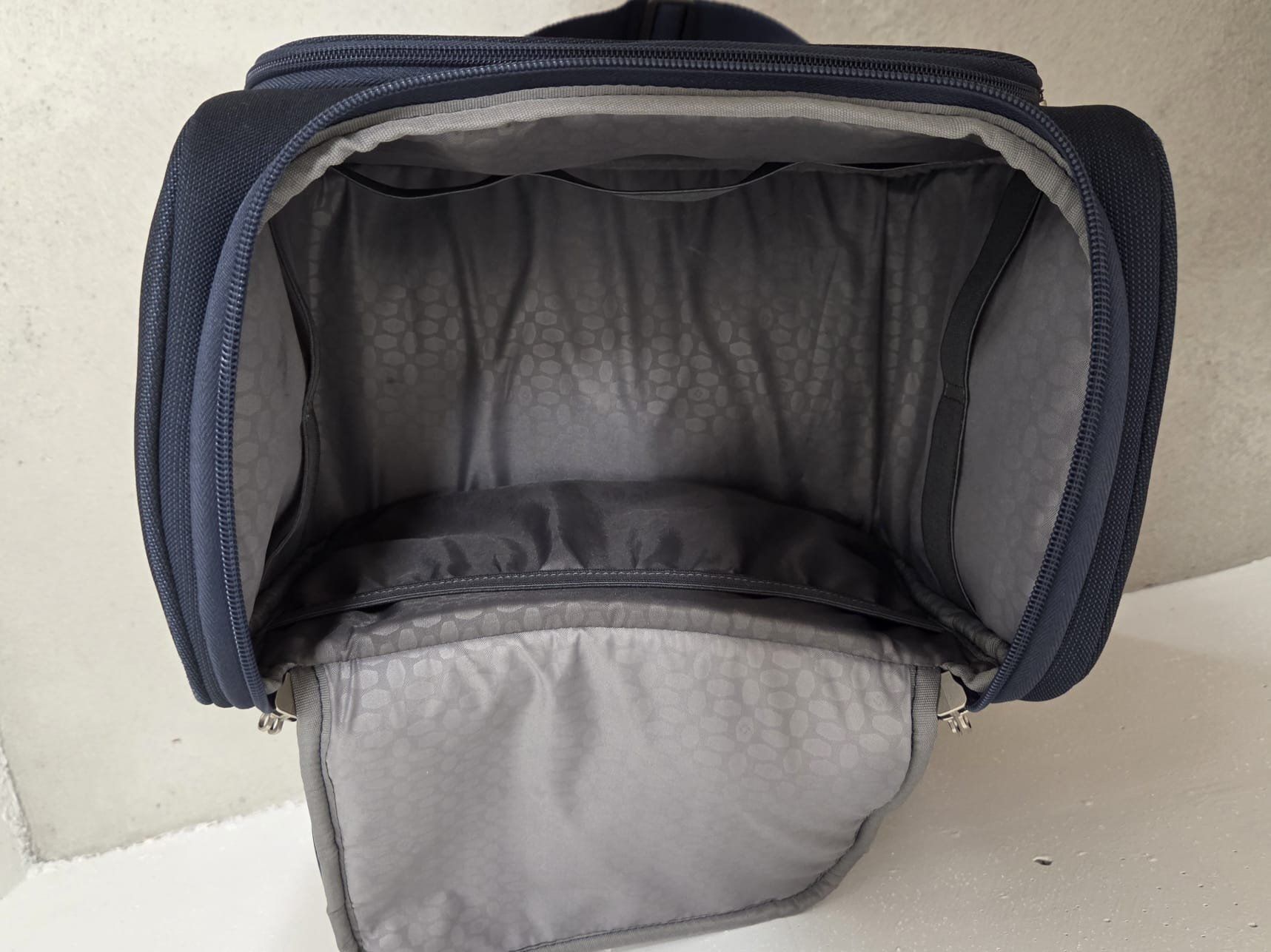 Samsonite Valigie: Handgepäcktasche – Usato da Maienfeld venduto da -BlackBird-01 2